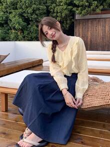 This Elegant And Sweet, Textured Ruffled V-Neck Casual Shirt With Puffed Sleeves Is The Perfect Choice For An Outdoor Brunch In Spring/Summer 2026. - Light Yellow - View 8