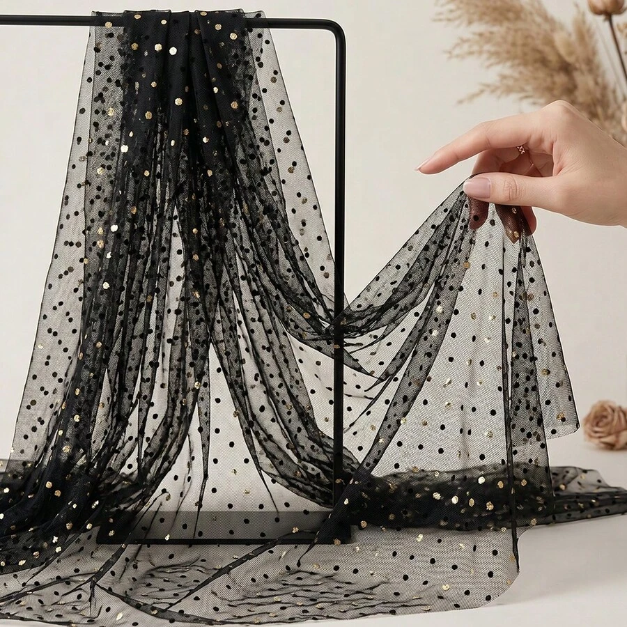 50cm/1碼/3碼/5碼 黑金波點亮片薄紗布料，半透明網格布混色黑金圓點，155cm寬輕量DIY紡織品，適用於晚禮服、派對長裙、面紗與裝飾窗簾 - 黑色網布 - 查看 1