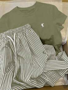 Conjunto de top de manga corta con cuello redondo bordado y pantalones con estampado de rayas, estilo europeo y americano - Rosa - Ver 4
