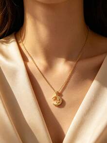 1PC Classic Elegant Style Stainless Steel Pendant Necklace With Moon And Rose Design Inlaid Glass Decoration, Suitable For Women's Daily Wear, Shopping, Parties Or Gatherings - Yellow Gold - View 6