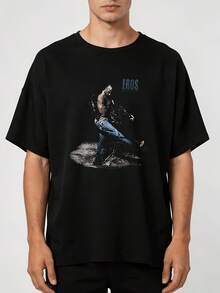 Hochwertiges Herren-T-Shirt, signiert von Eros Ramazzotti auf seiner Welttournee – Original signiertes T-Shirt, dickes 100% Strickgewebe, ikonischer Buchstabenprint, geeignet für Konzerte und den Alltag – ikonisches "S" - Schwarz - Übersicht 1