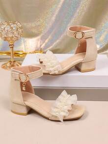 1 Pair Champagne Girls' Chunky Heel Sandals, Light Yellow Lace Mesh + Pearl Decor, Round Toe Peep Toe 2.5CM Horseshoe Heel Height-Increasing Flat Anti-Slip, Hook And Loop Design, Fashionable Vibrant Princess High Heel Sandals, Suitable For Daily Wear, Vacation, Holiday, Party, Campus, Spring/Summer New - Champagne - View 4