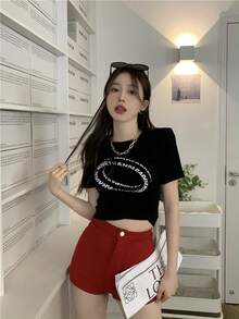 トップス レディース アメリカンレトロ風アルファベットプリント ストレートショルダー半袖Tシャツ レディース 夏の新作 セクシーなデザイン スリムフィット ウエストマーク スタイルアップ ショートトップス - ブラック - チェックする 1