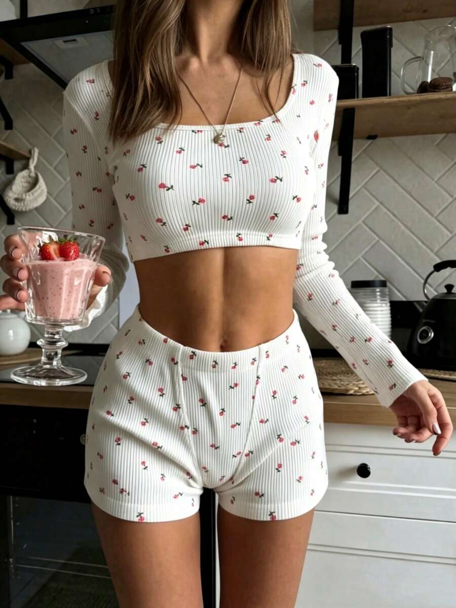 2pcs Women All Season Printed Long Sleeve Top And Shorts Pajama Set