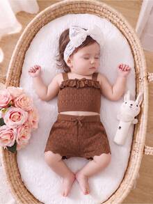 Bộ áo hai dây dệt kim khoét lỗ, xếp ly, thoáng khí cho bé gái mùa hè, kèm quần short cùng màu, kiểu dáng giản dị và đa năng. - màu nâu - Xem 1