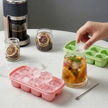 1/2/4pcs 8 Grids Plastic Ice Mold With Lid, Reusable Fruit & Beverage Ice Tray, Beer Refrigeration Tool, Suitable For Refrigerator Ice Maker In Kitchen, Restaurant,Bar - View 4