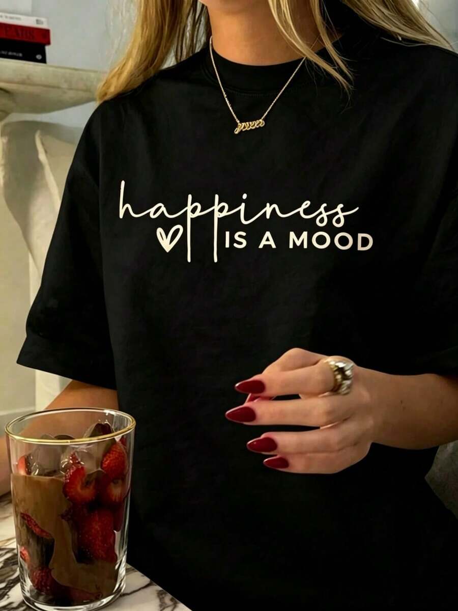 Casual Loose Fit T-Shirt: Short-Sleeved T-Shirt With A Simple And Cute Print, Casual And Versatile Style For Vacations, Round Neck, Loose Fit, Suitable For Everyday Wear And Holidays. Short-Sleeved Printed T-Shirt, Suitable For Everyday Wear In Summer, Suitable For Holidays Such As Valentine's Day, Back To School, Teacher's Day, Etc. Short-Sleeved T-Shirt With Letter Print, Soft, Loose And Comfortable, Relaxed Street Style And Versatile For Vacations - 黑色 - 查看 1