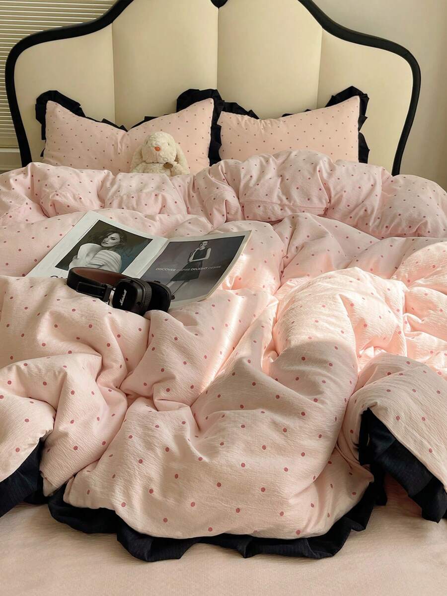 Pink Polka Dot Ruffle Edge 4-Piece Duvet Cover Set, Soft And Comfortable Bedroom Bedding, Ruffle Design, Breathable And Soft All-Season Bedding Set, Includes 1 Duvet Cover, 1 Bed Sheet, 2 Pillowcases, No Fill, Suitable For Dorm, Bedroom, Home Use, Multiple Size Options