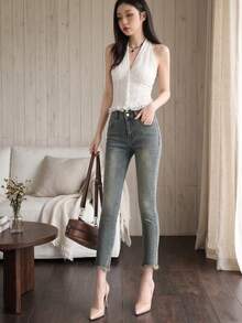 YEAE | 女款水洗藍牛仔緊身休閒牛仔褲，附口袋，百搭度假風 - 懷舊藍 - 查看 5