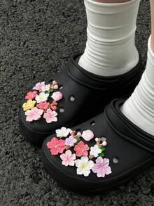 18pcs Cute Peach Blossom Crocodile Shoe Charms, DIY Accessories, Suitable For Garden Shoes, Clogs, Sandals, Slippers, Great Holiday Gift - Multicolor - View 3
