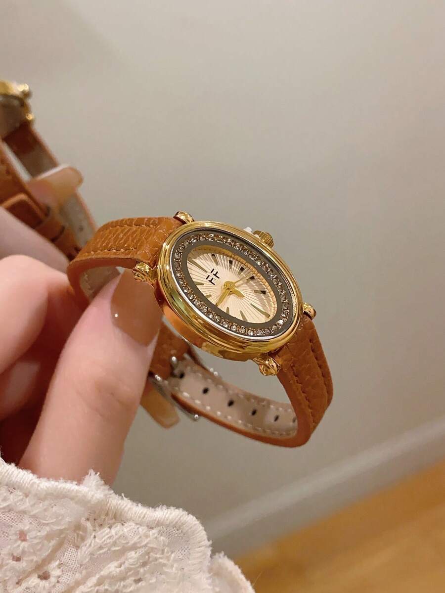 1 buah Jam Tangan Quartz Kasual Elegan Wanita Bentuk Oval dengan Angka Romawi, Cocok untuk Pemakaian Sehari-hari - Coklat - View 1