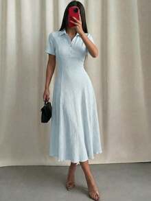 xheModelyn Vestido midi casual con cuello en V, abotonado, cintura con volantes y unicolor para mujerxhe - Celeste - Ver 7