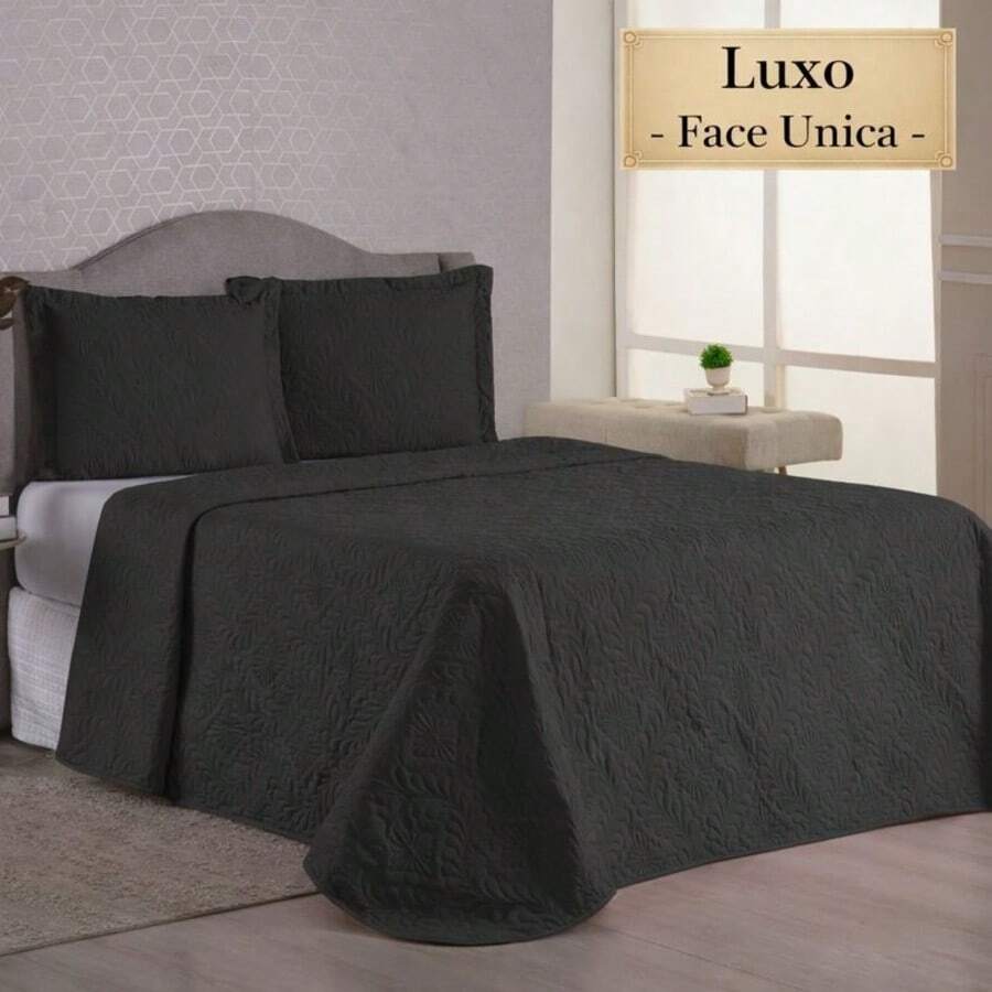 Luxury Bedspread For All Sizes + 2 Pillowcase Kit - Lots Of Elegance & Style! - Black - View 1