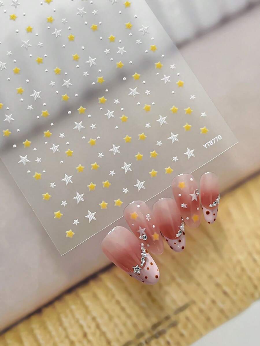 1張3D甜美星星美甲貼紙,精緻金銀壓紋設計美甲貼紙,自黏式美甲裝飾貼紙 - 彩色 - 查看 1