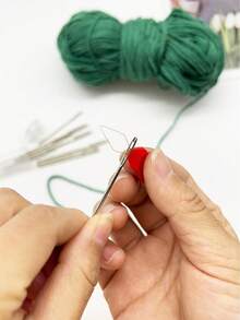 10 piezas Juego de agujas de coser con punta redondeada y sin punta, diseñado para telas delicadas, adecuado para personas mayores, niños y principiantes. Incluye guía de hilo de metal, fácil enhebrado y viene con un frasco de almacenamiento transparente para evitar el polvo y la humedad. - aguja de coser - Ver 3