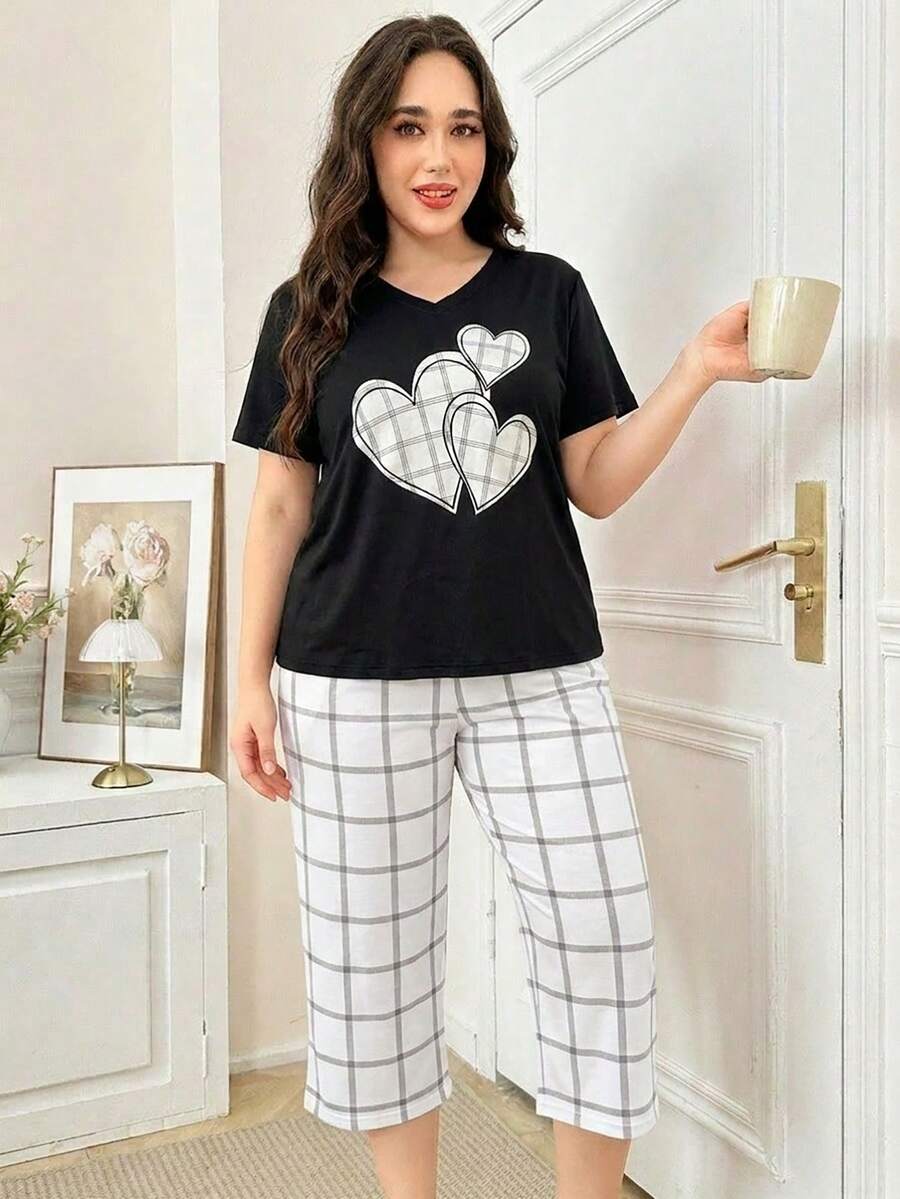 Heart-Shaped Comfortable Pajama Set, Black Short Sleeve Plaid Capri Pants 2 Pieces - Black and White - View 1