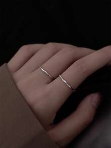 2pcs/Set Minimalist Wavy Plain Band Women's Rings, Ins Cold Style Suitable For Women's Daily Outings, Layering Accessories And Beach Vacation Wear - Silver - View 5