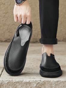 Men's Breathable Comfortable Perforated Casual Shoes, Versatile Slip-On Loafers, Suitable For Summer, Work, Travel, Driving - Black - View 9