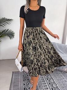 2026Vestido de empalme con estampado gráfico de manga corta, cuello redondo informal, ropa de mujer - Verde militar - Ver 3