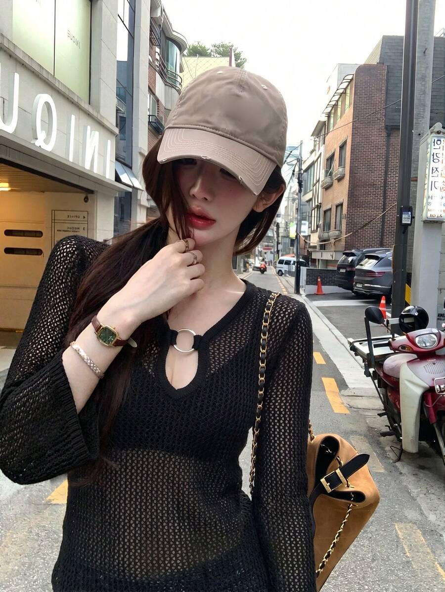 女款性感極簡不對稱肩貼身休閒修身套頭長袖薄針織上衣,適合夏季黑色 - 黑色 - 查看 1