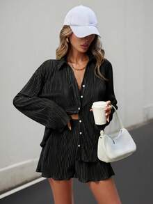 2026 Conjunto de dos piezas para mujeres, casual, con camisa de manga larga y shorts en unicolor y estilo sencillo para la temporada de primavera/verano - Negro - Ver 1