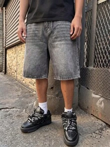 男士灰色牛仔5英吋短褲，經典五口袋寬鬆直筒版型，復古磨損水洗效果 - 灰色 - 查看 1