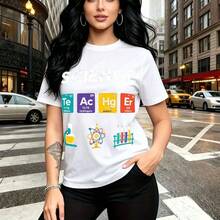 Camiseta de mujer con estampado de chica urbana con cabello ondulado y diseño científico que incluye símbolos del elemento químico Te, Ac, Hg, Er y iconos de laboratorio - camiseta casual de cuello redondo, ajuste cómodo y elegante, estilo moderno y - Blanco - Ver 9