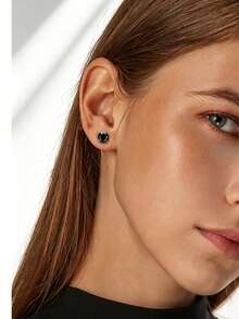 ConiiW 1 Pair 925 Sterling Silver Moissanite 4-Prong Stud Earrings, Fashionable Unisex Couple Earrings - Black - View 4