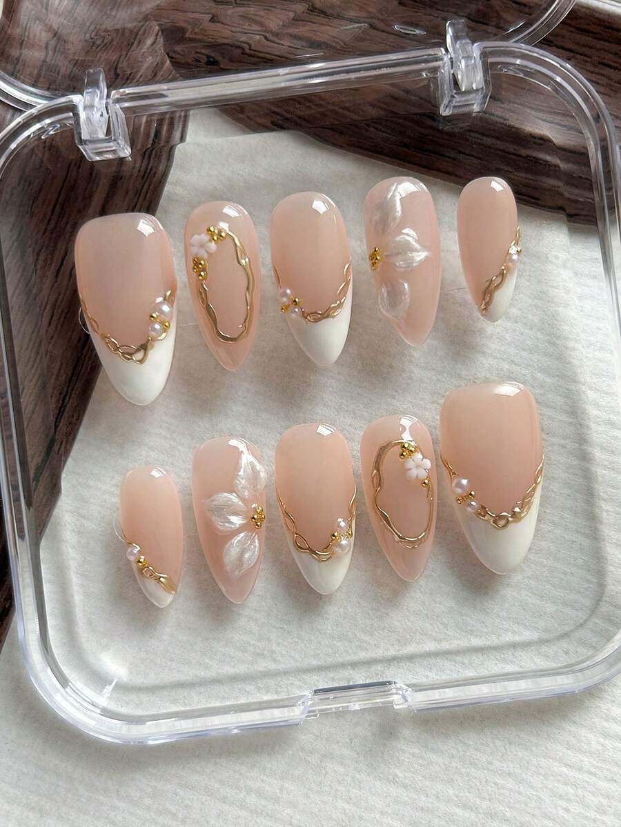 10片杏仁形手工穿戴甲，白色法式邊緣，3D金色珍珠光澤花卉雕花壓克力假指甲，適合女孩與女士日常、度假、婚禮及學校美甲裝飾，附膠水與指甲锉，美甲用品