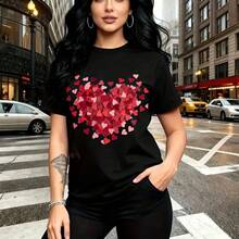 Camiseta de mujer con estampado de corazón multicolor compuesto por muchos corazones pequeños en tonos rojo y rosa - camiseta casual de manga corta con cuello redondo, ajuste cómodo y moderno, estilo urbano chic ideal para pasear por la ciudad, cenas - Negro - Ver 10