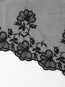 1件女款刺繡三角圍巾披肩，時尚百搭圖案設計，甜美邊緣三角披巾，優雅正式穿搭，適合通勤或派對/活動穿著 - 彩色 - 查看 9