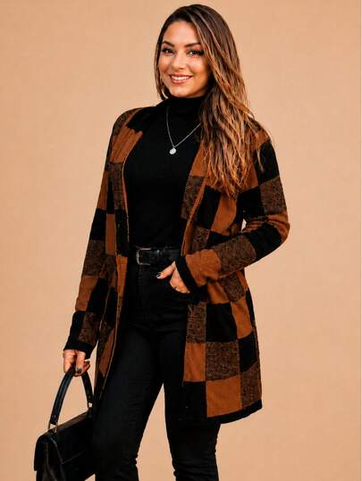 Cardigan de Trico Xadrez Elegante Quentinho Escritorio Viagem Look Confortavel Macio Chic Blogueira Tendencia Moda Outono Inverno 2026