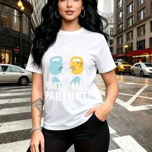 Camiseta de mujer con estampado humorístico de pesas francesas y frase "Je peux pas, j'ai mal" - diseño divertido de gimnasio para chicas con estilo urbano, ajuste cómodo y fresco ideal para salir a caminar por la ciudad o ir al gym - regalo perfecto - Blanco - Ver 7