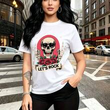 Camiseta de mujer con estampado gótico de calavera en círculo rosa, manos esqueléticas sosteniendo rosas rojas y letrero "LET'S ROCK" - camiseta casual de cuello redondo, ajuste cómodo y estilo urbano alternativo - ideal para fiestas de Halloween, sa - Blanco - Ver 9