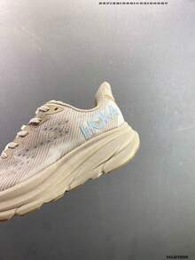 Hoka One One CLIFTON 9 公路跑鞋,透气、轻便、缓震、防滑,四季皆宜,男女通用,流沙色 - 流沙色 - 查看 11