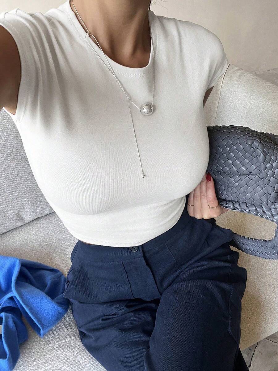 Camiseta blanca versátil de mujer con cuello redondo, sin mangas, con aplicación de encaje, ajustada y corta, para primavera/verano - Blanco 4 - Ver 1
