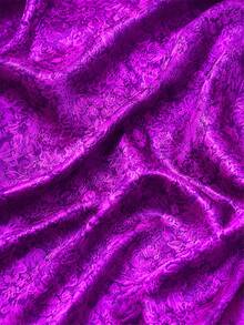 1 tấm vải gấm jacquard hoa màu tím, chất liệu dệt cao cấp với họa tiết hoa nổi, mềm mại, thoáng khí, thích hợp cho trang phục dạ hội, váy, khăn trải bàn, rèm cửa, trang trí nhà cửa sang trọng và đa năng cho các dự án may vá DIY. - 1 - Xem 2