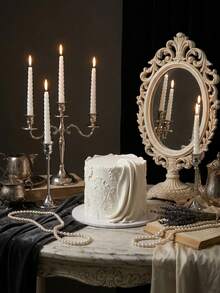 Castiçal de ferro vintage prateado europeu com velas longas e finas em espiral clássica, perfeito para decoração de casa, acessórios de escritório, estilização de casamento, centros de mesa e arranjos de sala de estar. Também ideal como presentes de Halloween/Natal, aniversário - Muitos estilos - Ver 9