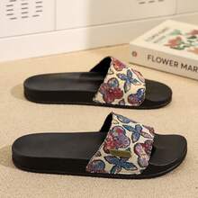 2026 Spring New Casual Slip-On Slippers For Men, Fashionable Striped Open Toe Beach Sandals, Lightweight Non-Slip EVA Soft Bottom Indoor Outdoor Bathroom Slippers (Random Pattern Decor) - Off-white - View 8