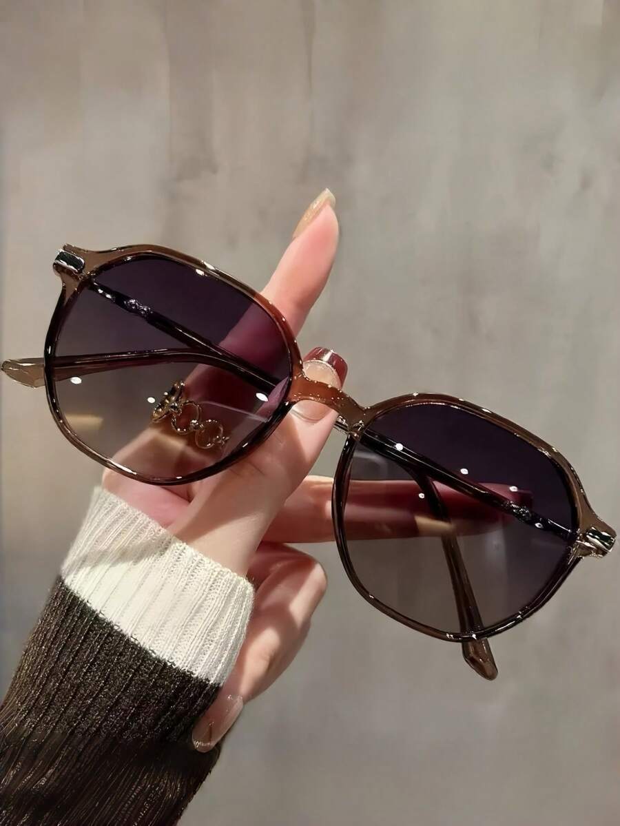 1pc Women's Elegant Fashionable Lightweight Retro Round Frame Glasses, Suitable For Outings, Vacations, Traveling, Parties, Driving, Daily Wear, And Beach - Multicolor - View 1