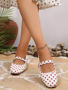 Women's Red Polka Dot Elastic Strap Buckle Decor Flat Slip-On Mary Jane Fashion Shoes - Red and White - View 5