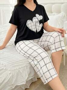 Heart-Shaped Comfortable Pajama Set, Black Short Sleeve Plaid Capri Pants 2 Pieces - Black and White - View 3
