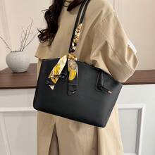 Bolso de mano moderno y versátil para mujer, estilo casual elegante con un toque de alta gama, bolso de hombro estiloso ideal para ir de compras, bolso tote plisado de color sólido vintage y sencillo para mujer, de alta calidad, elegante, práctico para el día a día, bolso cruzado único para uso casual. - Negro - Ver 5