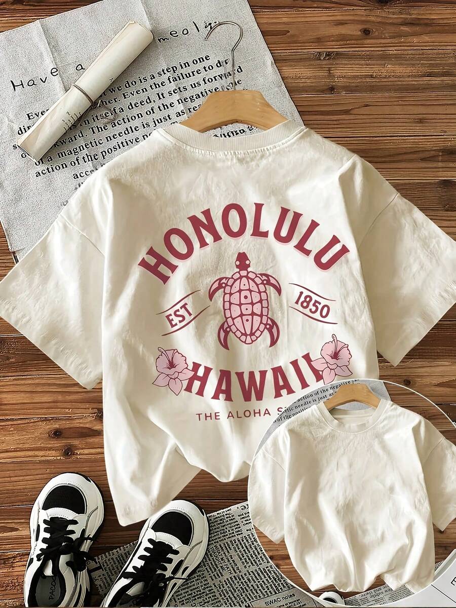 Women's Vintage Honolulu Hawaii Graphic T-Shirt - Black, Short Sleeve, Crew Neck, Casual Sea Turtle And Floral Print, EST.1850, Machine Washable Summer And Spring Tee, Non-See-Through Fabric, Vacation Outfit, Durable Shirt, Printed T-Shirt, Women's T-Shirt - 白色 - 查看 1