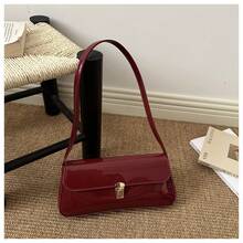 Bolso de Hombro Elegante y Clásico de Cuero Genuino de Lujo, Adecuado para Uso Diario y Ceremonias, con Cierre Retro Francés 2026, Lacado, de Gran Capacidad, a la Moda para el Verano, Estiloso, para Mujer. - Negro - Ver 10