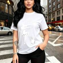 Camiseta de mujer con estampado vibrante de flores mexicanas y mariposas - diseño casual de cuello redondo, ajuste cómodo y fresco, estilo bohemio y festivo - ideal para fiestas patrias, cumpleaños, reuniones familiares y regalo perfecto para mamá, e - Blanco - Ver 10