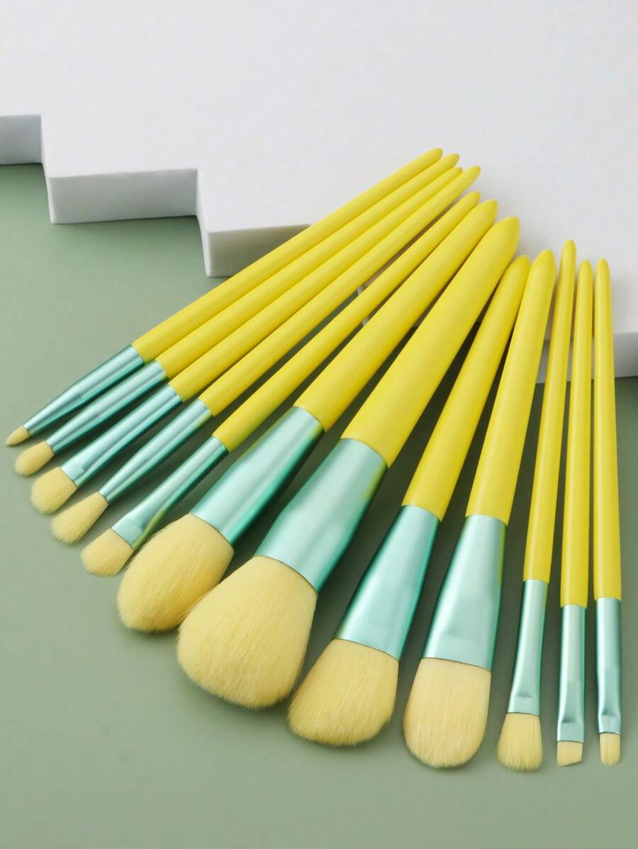 ronshadow 12pcs Lemon Yellow Complete Makeup Brush Set, Includes Powder Brush, Blush Brush, Eyeshadow Brush, Concealer Brush, Soft Bristles, Non-Absorbent, Beginner Makeup Tools - Yellow - View 1