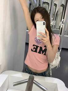 女款心形字母印花修身短袖T恤，夏季美式街頭風時尚上衣，粉色休閒款 - 粉色 - 查看 4