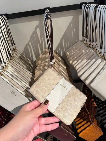 Coach Classic Wristlet,Women's Wallet And Purse,Pouch,Corner Zip Wristlet In Signature Canvas Logo Printed Bags For Women,100% Authentic,Lady's Light Luxury Small Bag,Suitable For Party Wedding Shooping Office,Nice Gift For Her