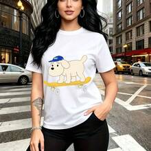 Camiseta de mujer con estampado divertido de perro blanco patinando en monopatín amarillo con gorra azul - camiseta casual de manga corta, ajuste cómodo y estilo urbano moderno para la ciudad - ideal para paseos por la calle, salidas con amigas y reg - Blanco - Ver 11